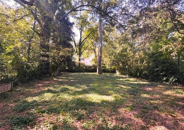 1770 W Forrest Ave, East Point, GA 30344