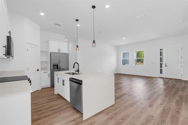 9578 N WALLACE WAY, Citrus Springs, FL 34433