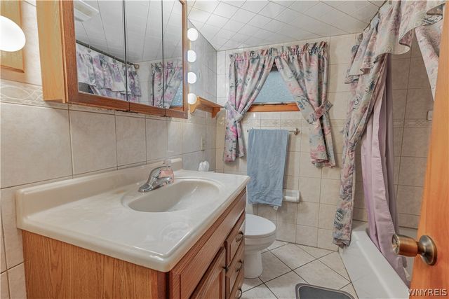 111 Allen Street, Lockport City, NY 14094