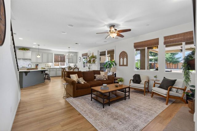 4160 Ice House Way, Roseville, CA 95747