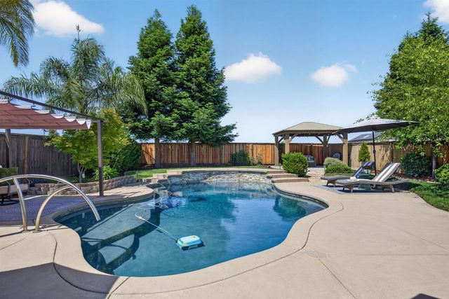 4160 Ice House Way, Roseville, CA 95747
