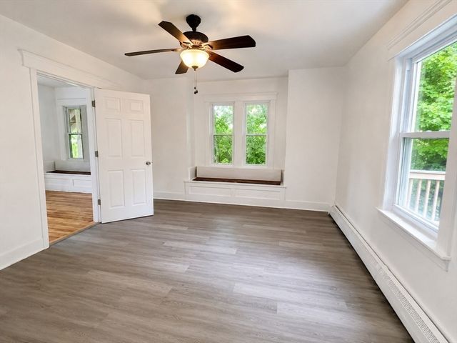 42 Pakachoag St, Auburn, MA 01501