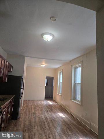 1225 W HUNTINGDON ST, Philadelphia, PA 19133