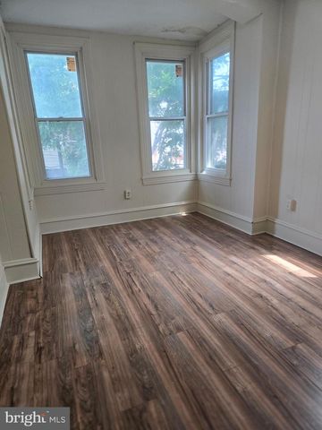 1225 W HUNTINGDON ST, Philadelphia, PA 19133