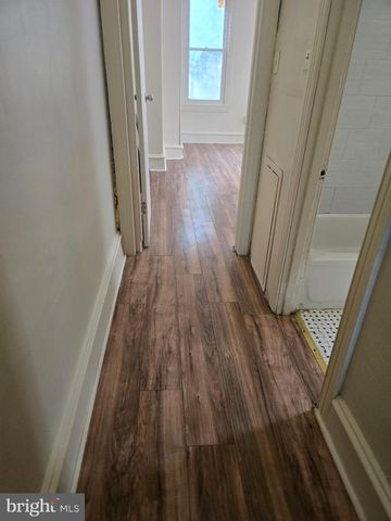 1225 W HUNTINGDON ST, Philadelphia, PA 19133