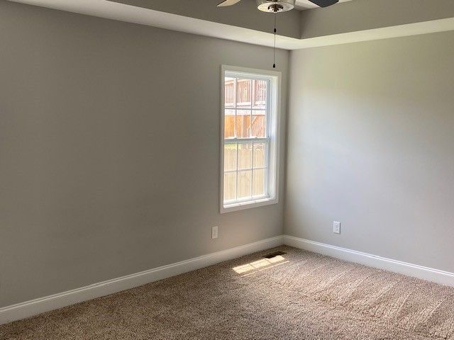 497 Woodtrace Dr, Clarksville, TN 37042