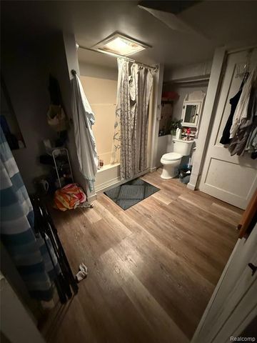 6235 Oakland Drive, Portage, MI 49024