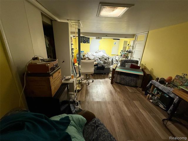 6235 Oakland Drive, Portage, MI 49024