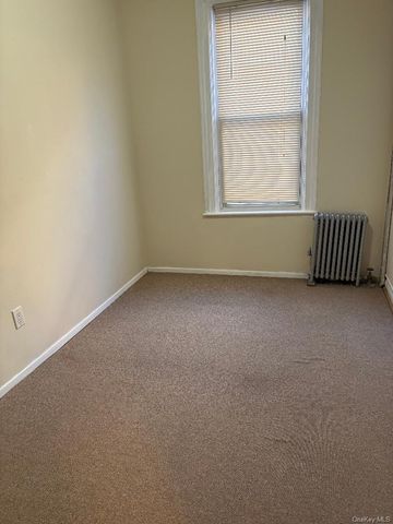 3306 Seymour Avenue 1R, Bronx, NY 10469