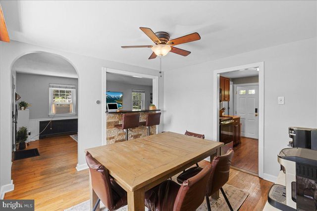2083 PALMER AVE, Bristol, PA 19007