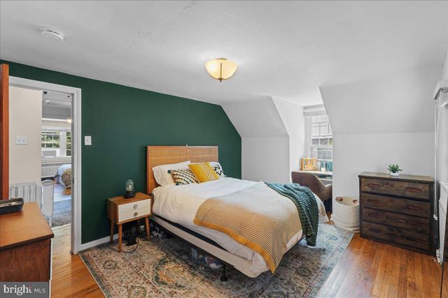 2083 PALMER AVE, Bristol, PA 19007