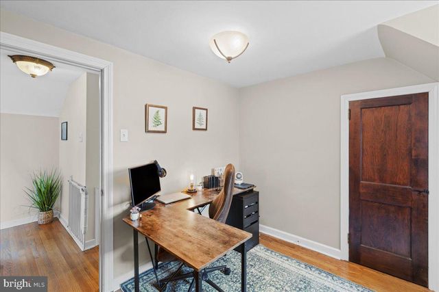 2083 PALMER AVE, Bristol, PA 19007