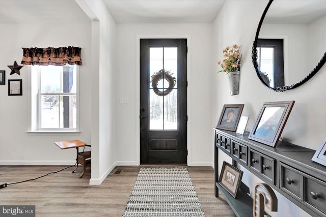 5129 MOUNTAIN RIDGE LN, Harrisburg, PA 17112