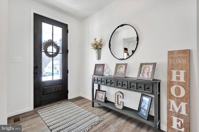 5129 MOUNTAIN RIDGE LN, Harrisburg, PA 17112