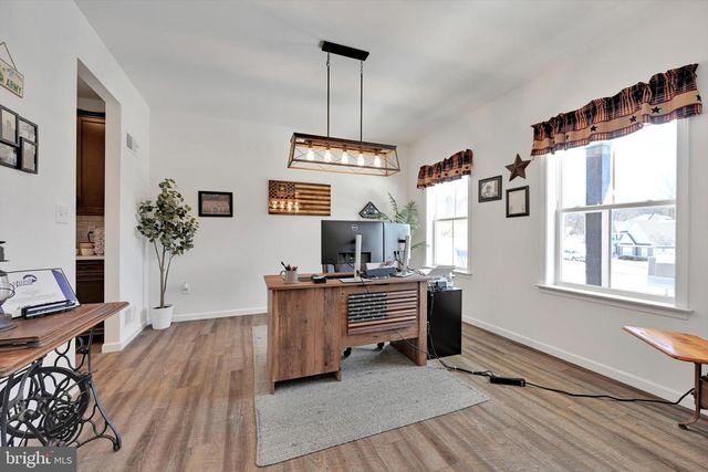 5129 MOUNTAIN RIDGE LN, Harrisburg, PA 17112