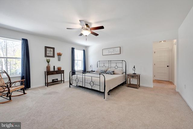 5129 MOUNTAIN RIDGE LN, Harrisburg, PA 17112