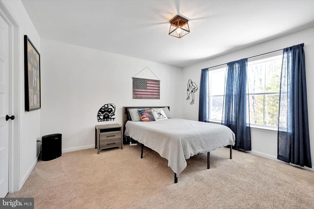 5129 MOUNTAIN RIDGE LN, Harrisburg, PA 17112