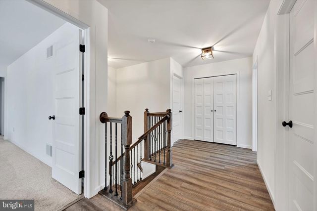 5129 MOUNTAIN RIDGE LN, Harrisburg, PA 17112