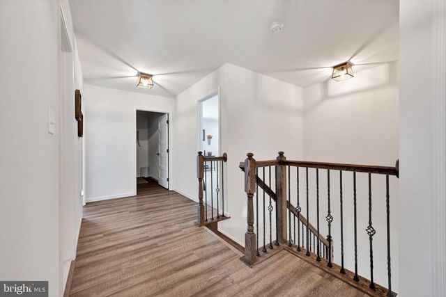 5129 MOUNTAIN RIDGE LN, Harrisburg, PA 17112