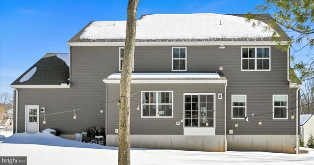 5129 MOUNTAIN RIDGE LN, Harrisburg, PA 17112