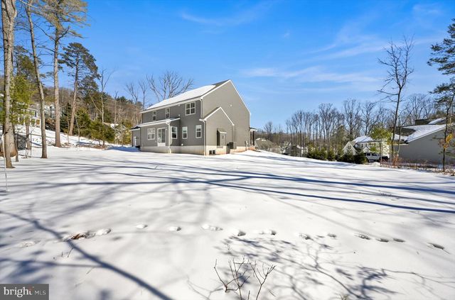 5129 MOUNTAIN RIDGE LN, Harrisburg, PA 17112