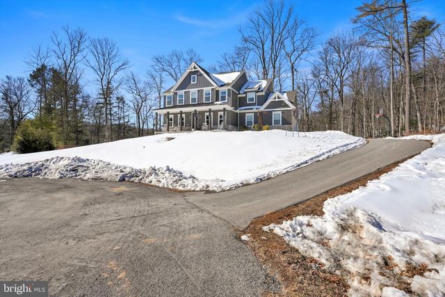 5129 MOUNTAIN RIDGE LN, Harrisburg, PA 17112