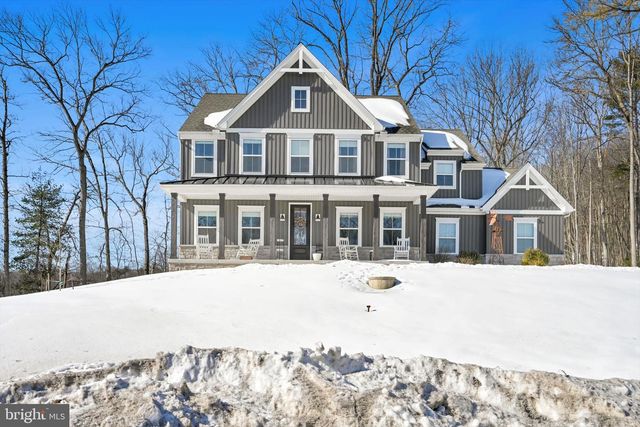 5129 MOUNTAIN RIDGE LN, Harrisburg, PA 17112