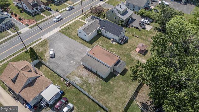 27 S LENOLA RD, Moorestown, NJ 08057