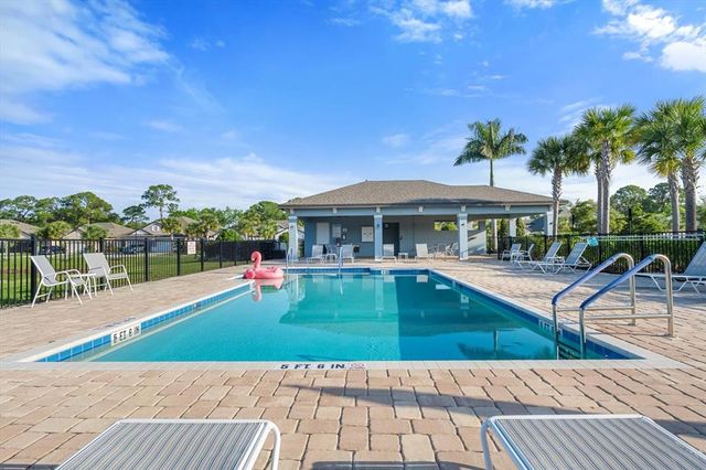 5998 AMBERLY DRIVE, Bradenton, FL 34208