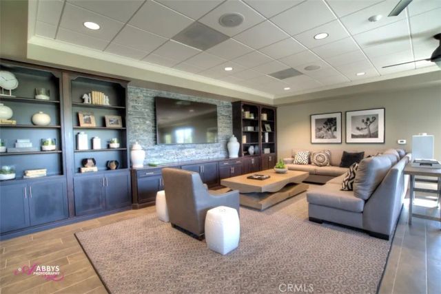 14320 Harborough Drive, Bakersfield, CA 93311