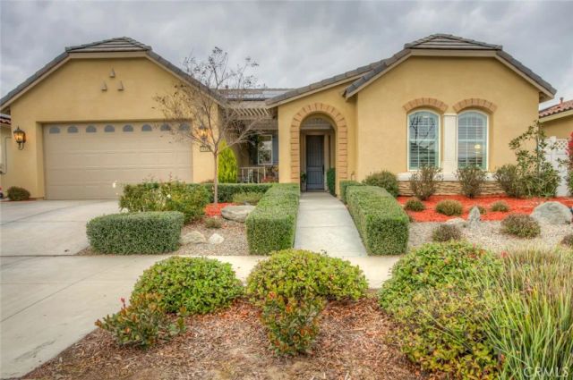 14320 Harborough Drive, Bakersfield, CA 93311