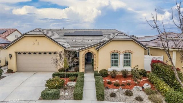14320 Harborough Drive, Bakersfield, CA 93311