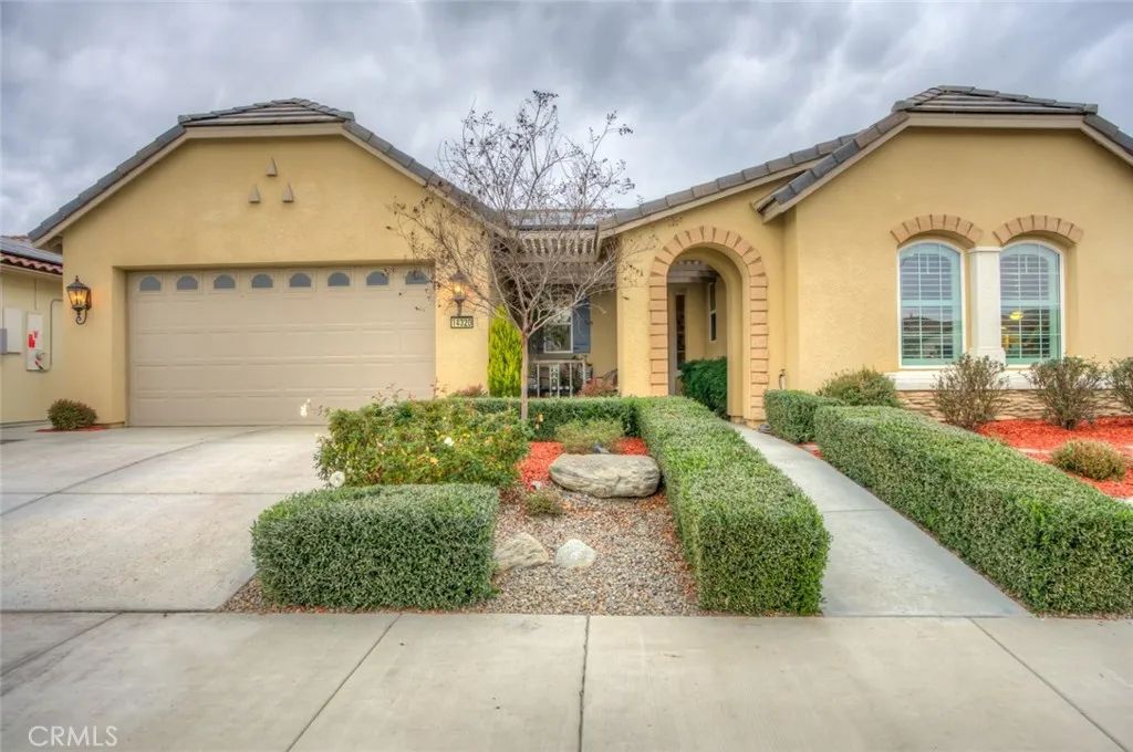 14320 Harborough Drive, Bakersfield, CA 93311