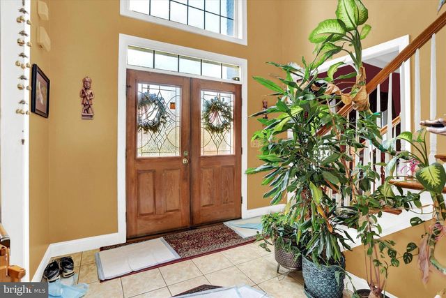 567 LUCINDA LN, Mechanicsburg, PA 17055