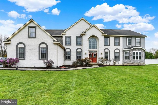 567 LUCINDA LN, Mechanicsburg, PA 17055
