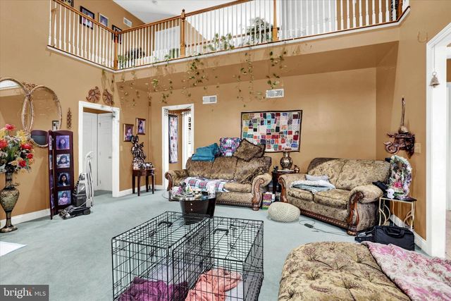 567 LUCINDA LN, Mechanicsburg, PA 17055