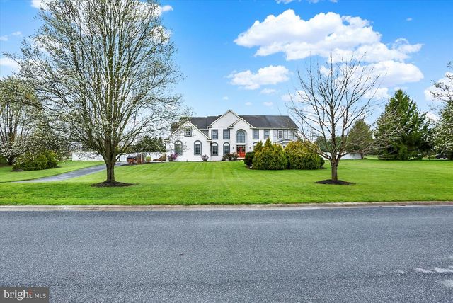 567 LUCINDA LN, Mechanicsburg, PA 17055