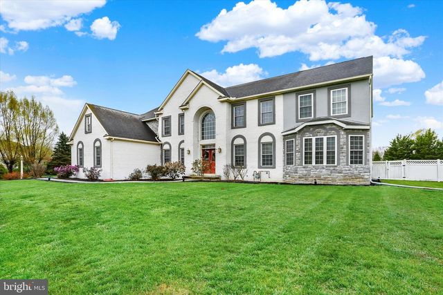 567 LUCINDA LN, Mechanicsburg, PA 17055