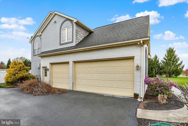 567 LUCINDA LN, Mechanicsburg, PA 17055
