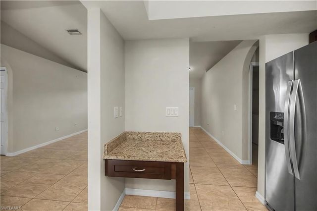 20 NE 20th AVE, Cape Coral, FL 33909