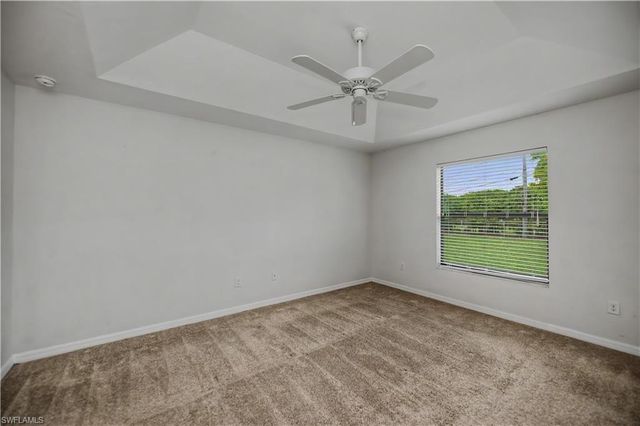 20 NE 20th AVE, Cape Coral, FL 33909