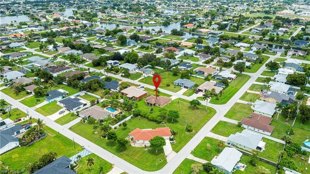20 NE 20th AVE, Cape Coral, FL 33909