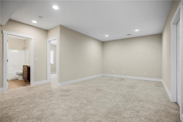 23602 W 92nd Street, Lenexa, KS 66227