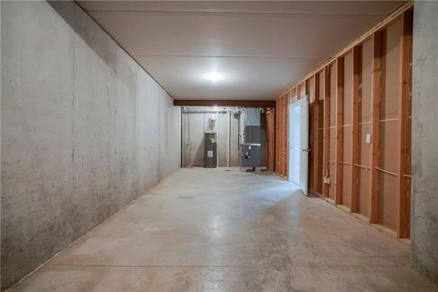 23602 W 92nd Street, Lenexa, KS 66227