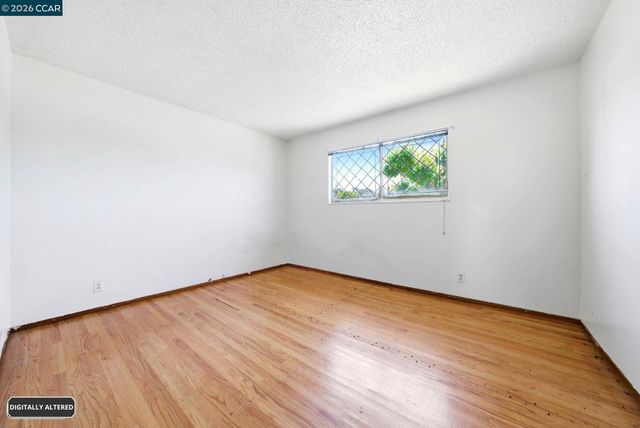 2261 Del Monte Dr, San Pablo, CA 94806