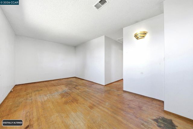 2261 Del Monte Dr, San Pablo, CA 94806