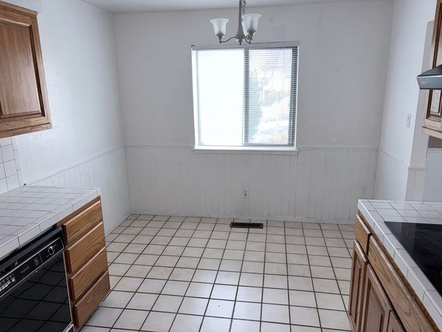 14319 Marquette Drive NE, Albuquerque, NM 87123