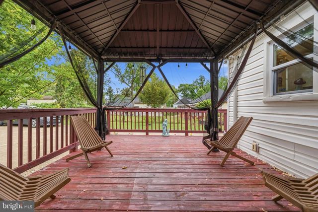 2806 OCALA AVE, District Heights, MD 20747