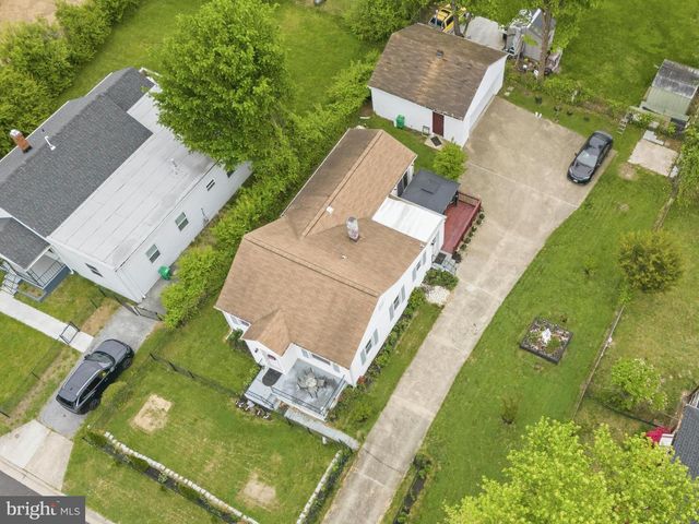 2806 OCALA AVE, District Heights, MD 20747