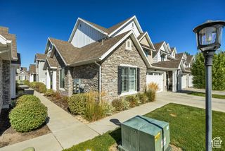 296 S 600 W, Centerville, UT 84014